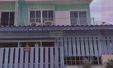 For sale 3 bedrooms townhouse in Mueang Samut Sakhon, Samut Sakhon