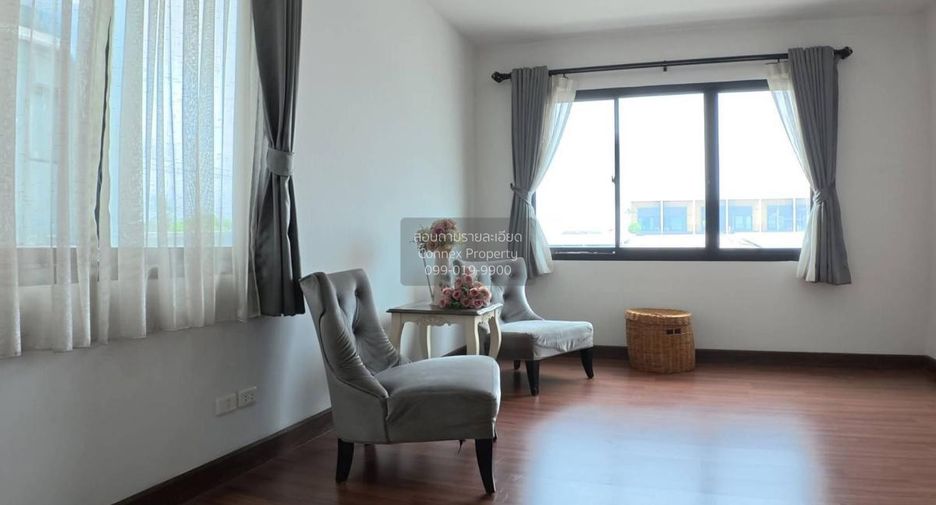 Casa adosada en venta de 4 habitaciones en Khan Na Yao, Bangkok