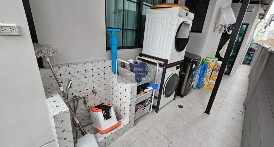 Casa en venta de 4 habitaciones en Bang Phli, Samut Prakan