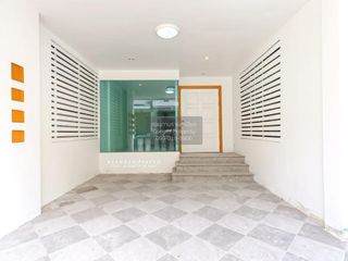 Casa adosada en venta de 5 habitaciones en Wang Thonglang, Bangkok