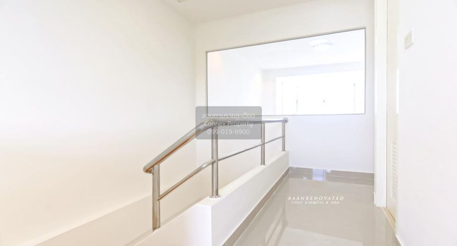 Casa adosada en venta de 5 habitaciones en Wang Thonglang, Bangkok
