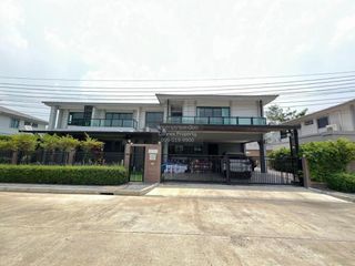 À vendre 4 chambres maison à Bang Khae, Bangkok