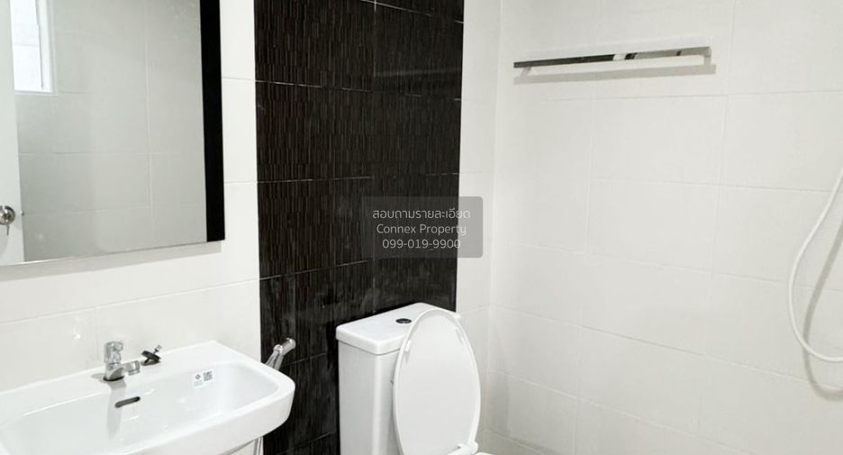 For sale 3 bedrooms townhouse in Khlong Luang, Pathum Thani