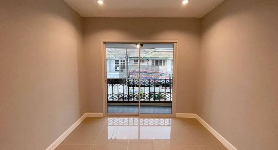 For sale 3 bedrooms townhouse in Bang Bua Thong, Nonthaburi