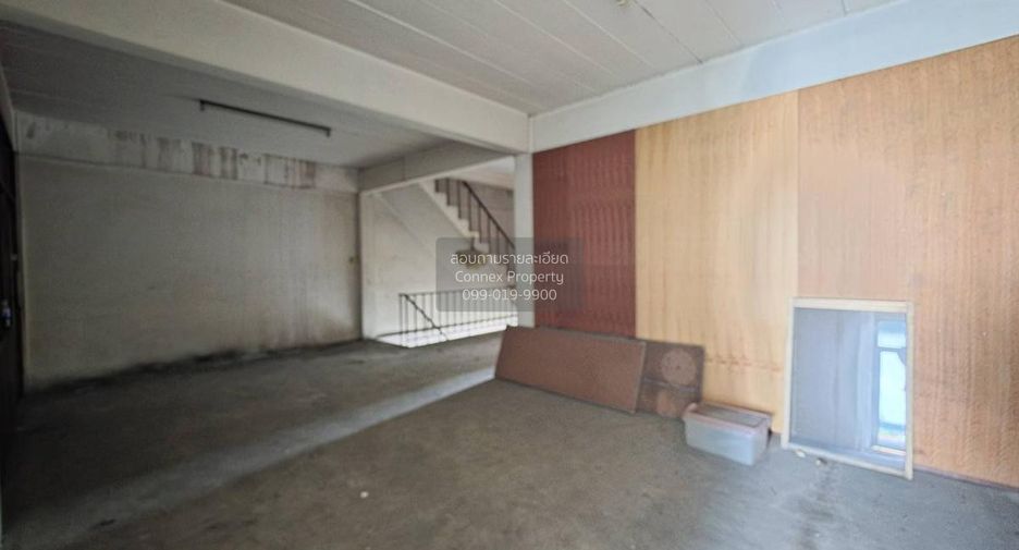 For sale 3 ベッドルーム retail Space in Nong Khaem, Bangkok