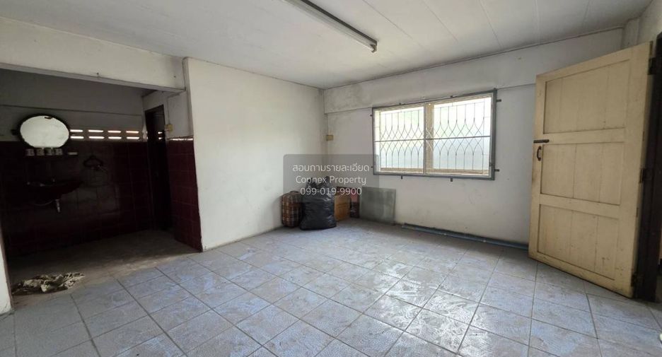 For sale 3 ベッドルーム retail Space in Nong Khaem, Bangkok