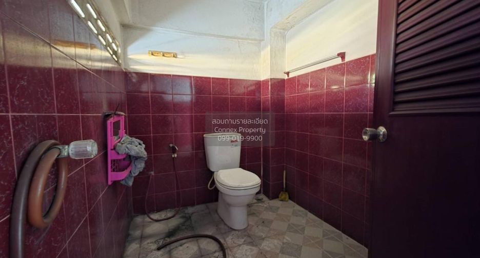 For sale 3 ベッドルーム retail Space in Nong Khaem, Bangkok