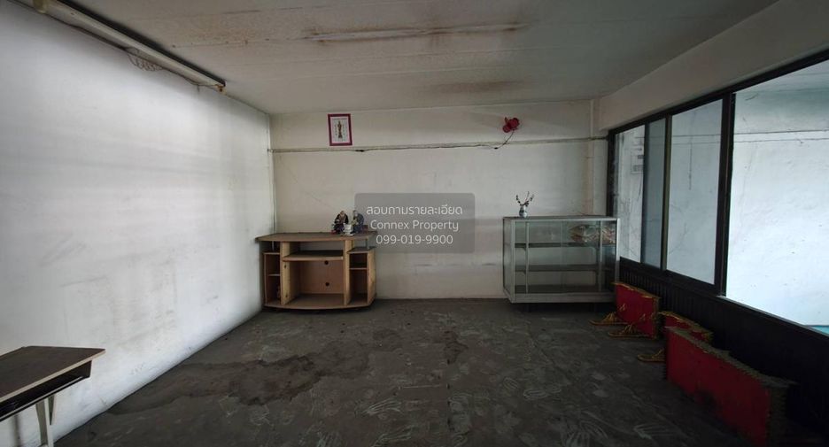 For sale 3 ベッドルーム retail Space in Nong Khaem, Bangkok