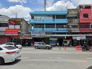 For sale 3 ベッドルーム retail Space in Nong Khaem, Bangkok