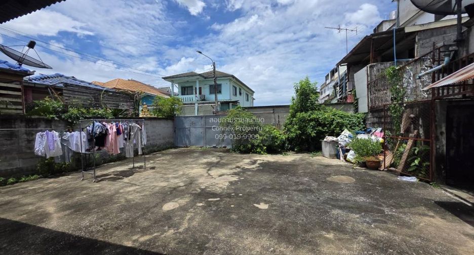 For sale 3 ベッドルーム retail Space in Nong Khaem, Bangkok