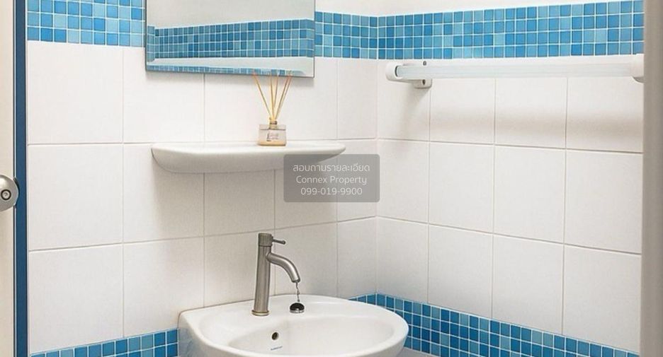 For sale 3 bedrooms townhouse in Khlong Luang, Pathum Thani