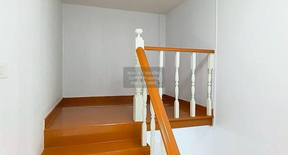 For sale 4 bedrooms townhouse in Bang Khen, Bangkok