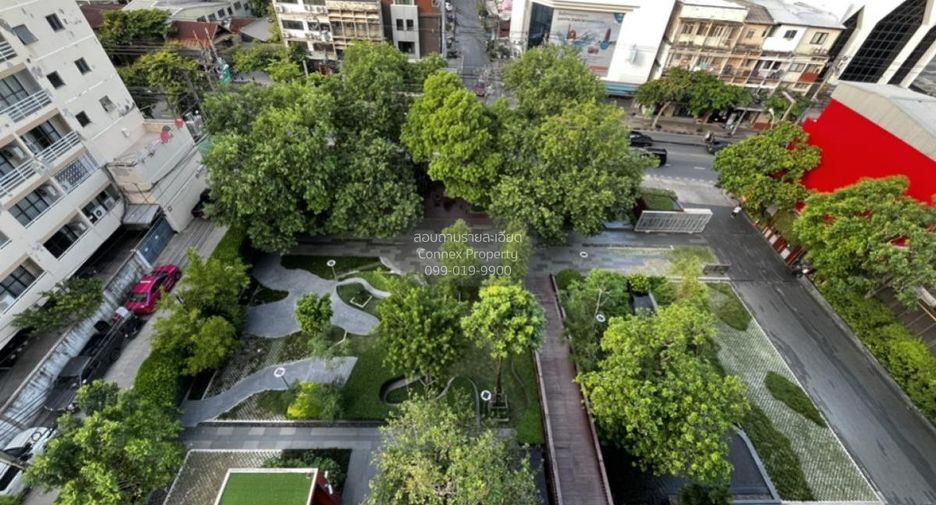 For sale 2 bedrooms condo in Yan Nawa, Bangkok
