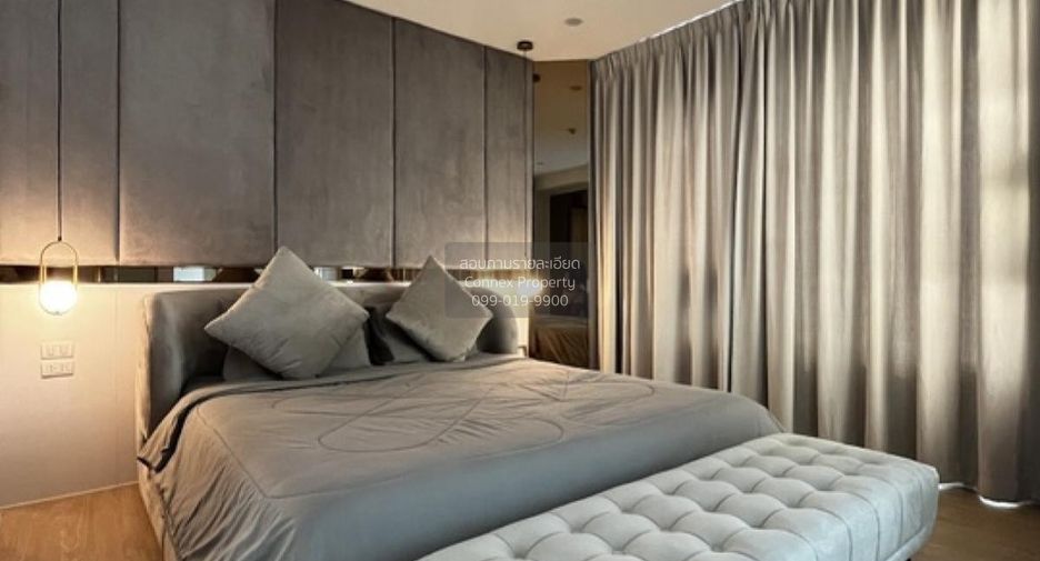 For sale 2 bedrooms condo in Yan Nawa, Bangkok