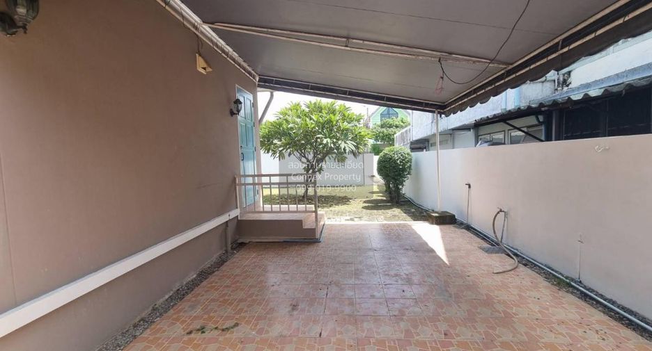 À vendre 4 chambres maison à Phra Khanong, Bangkok