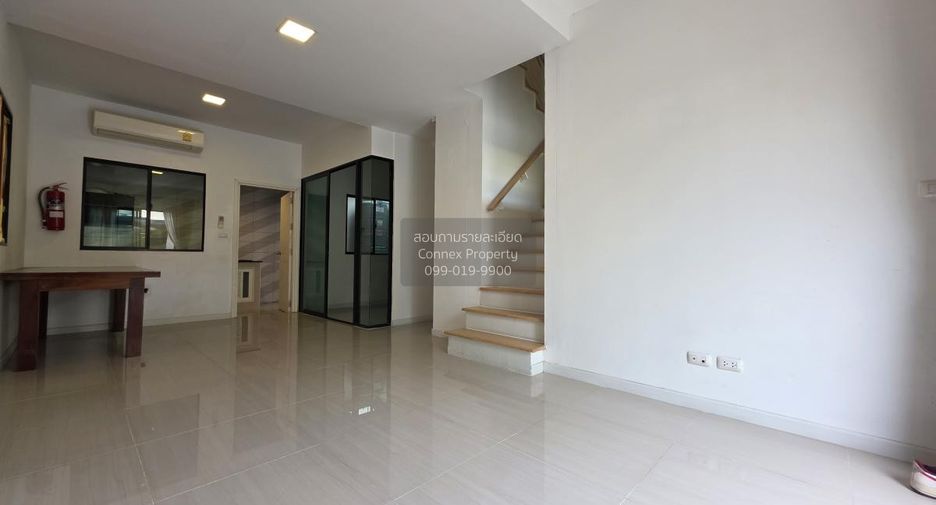 For sale 4 bedrooms townhouse in Bang Kruai, Nonthaburi