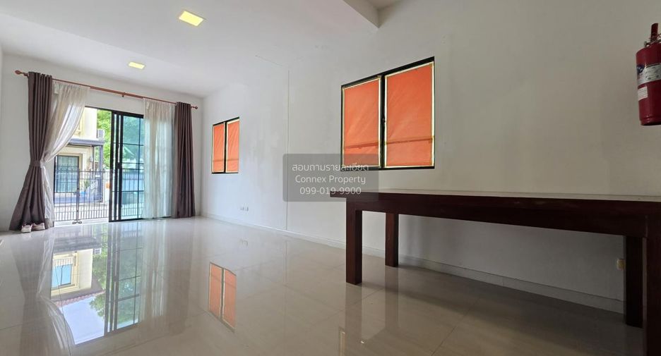 For sale 4 bedrooms townhouse in Bang Kruai, Nonthaburi