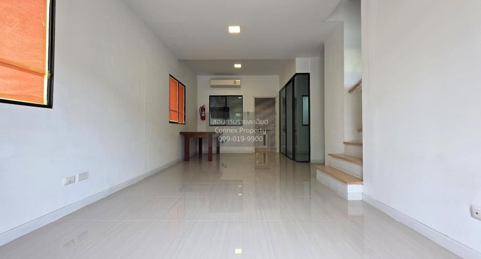 For sale 4 bedrooms townhouse in Bang Kruai, Nonthaburi