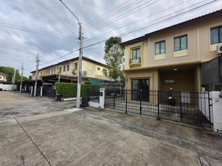 For sale 4 bedrooms townhouse in Bang Kruai, Nonthaburi