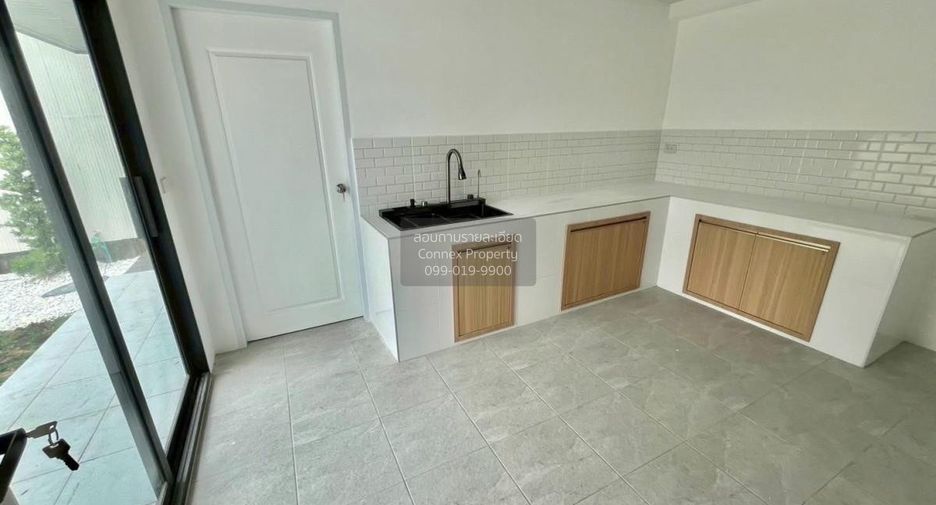 For sale 3 bedrooms house in Prawet, Bangkok
