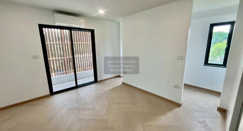 For sale 3 bedrooms house in Prawet, Bangkok