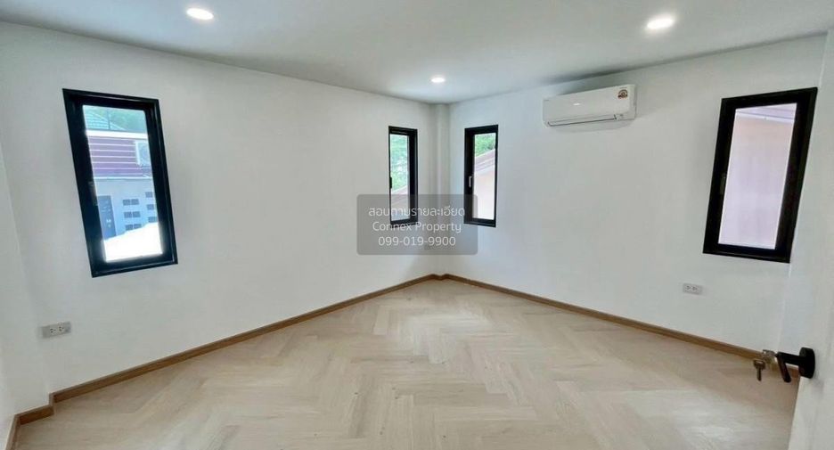 For sale 3 bedrooms house in Prawet, Bangkok