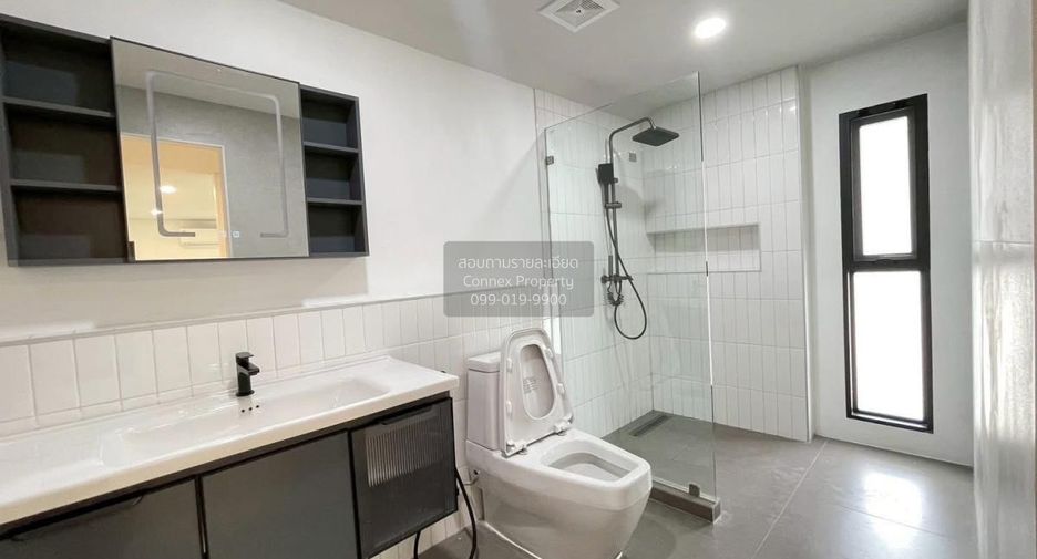 For sale 3 bedrooms house in Prawet, Bangkok