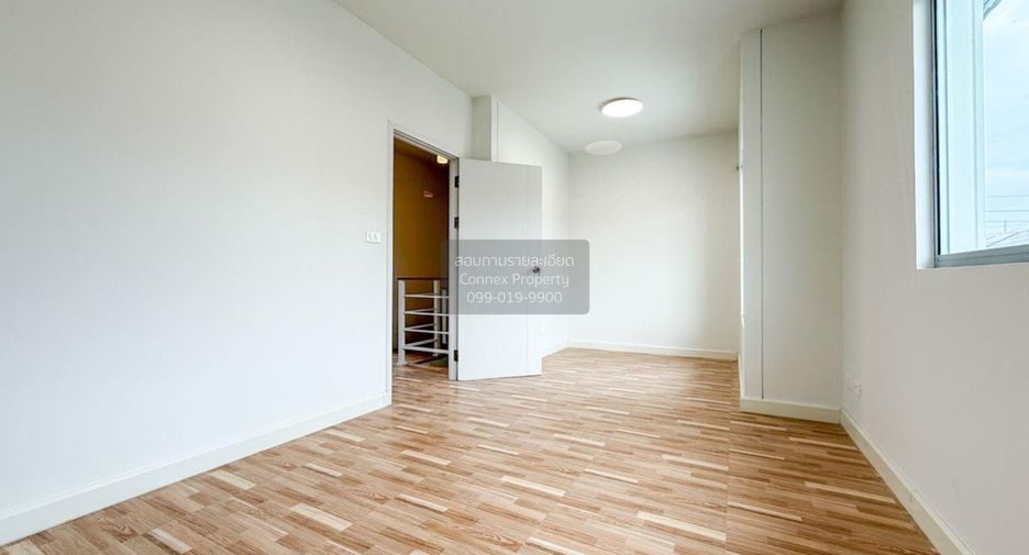Reihenhaus zum Kauf mit 3 Zimmer in Bang Yai, Nonthaburi