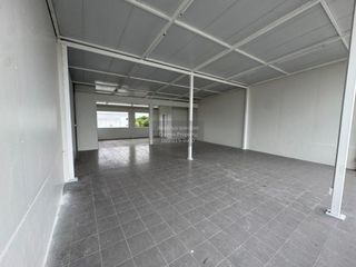 For sale 1 Beds retail Space in Khan Na Yao, Bangkok