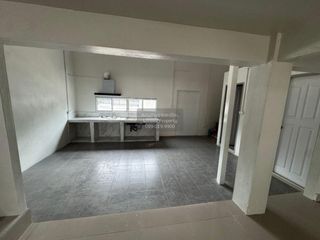 For sale 1 Beds retail Space in Khan Na Yao, Bangkok