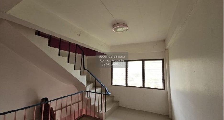 For sale 2 bedrooms retail Space in Nakhon Chai Si, Nakhon Pathom
