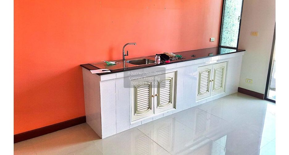 For sale 3 ベッドルーム townhouse in Cha Am, Phetchaburi
