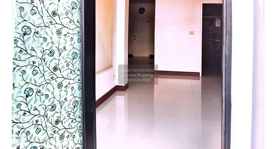 For sale 3 ベッドルーム townhouse in Cha Am, Phetchaburi