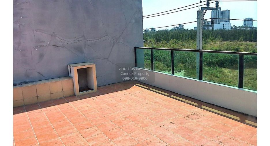 For sale 3 ベッドルーム townhouse in Cha Am, Phetchaburi