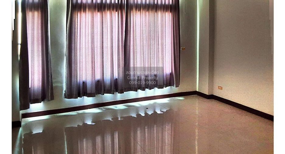 For sale 3 ベッドルーム townhouse in Cha Am, Phetchaburi