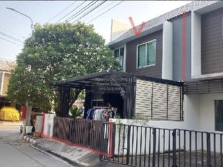 出售 3 卧室 联排别墅 在 Sai Noi, Nonthaburi