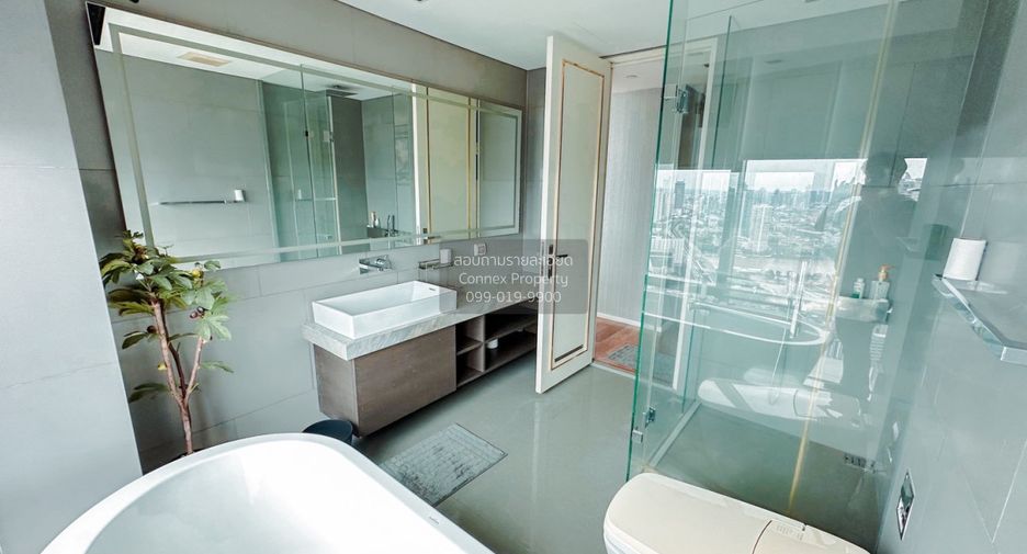 For sale 1 bed condo in Sathon, Bangkok