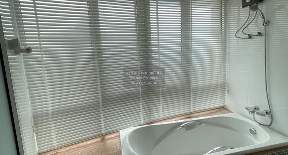 For sale 2 bedrooms condo in Bang Kapi, Bangkok