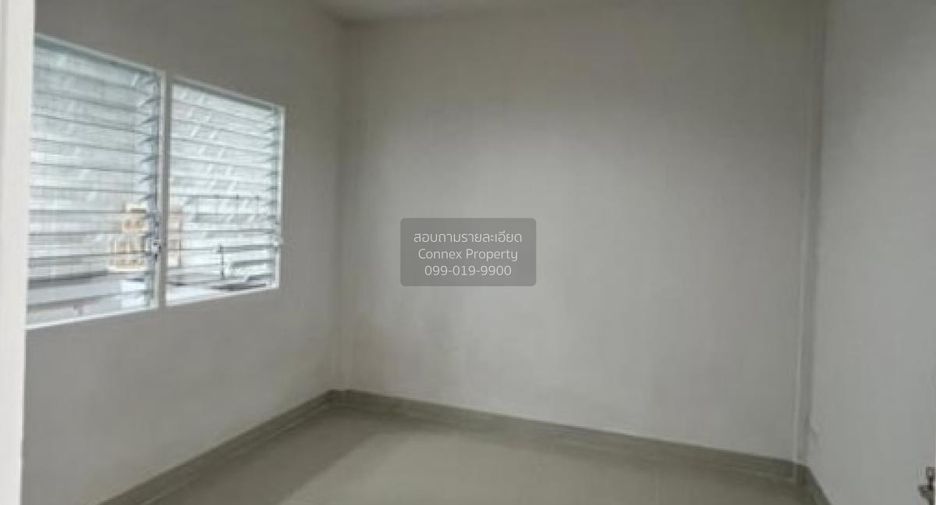 出售 2 卧室 联排别墅 在 Thanyaburi, Pathum Thani