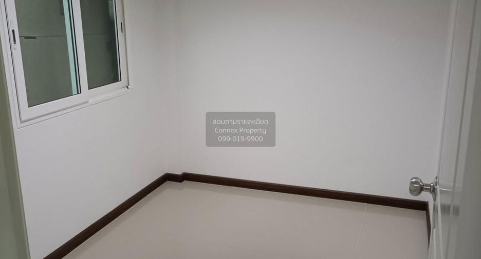 Casa adosada en venta de 4 habitaciones en Bang Bua Thong, Nonthaburi