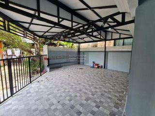 For sale 3 bedrooms townhouse in Khlong Luang, Pathum Thani