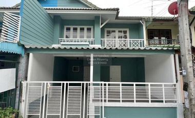 For sale 3 bedrooms townhouse in Khlong Luang, Pathum Thani