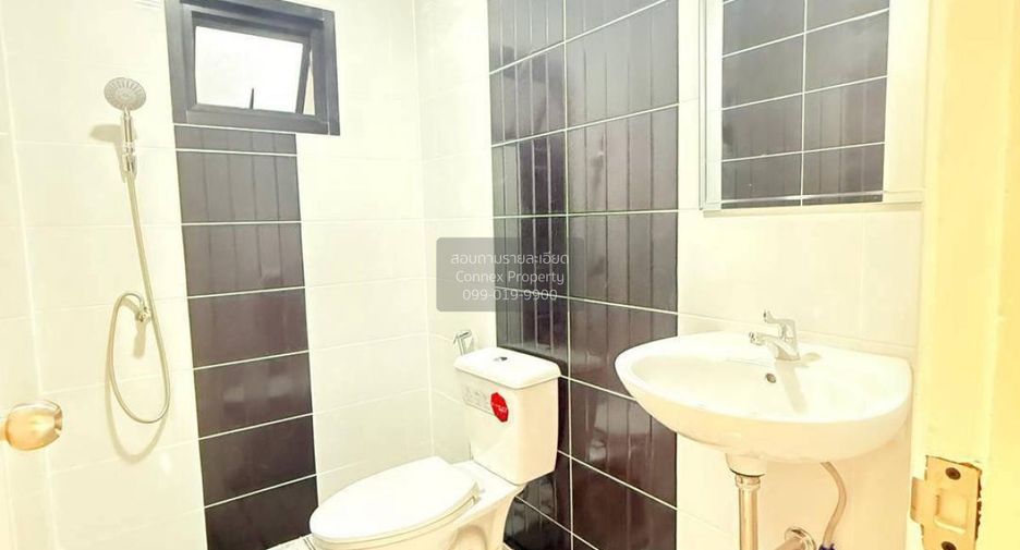 For sale 3 ベッドルーム townhouse in Bang Bua Thong, Nonthaburi
