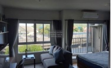 Condo en venta de 1 habitaciones en Si Racha, Chonburi