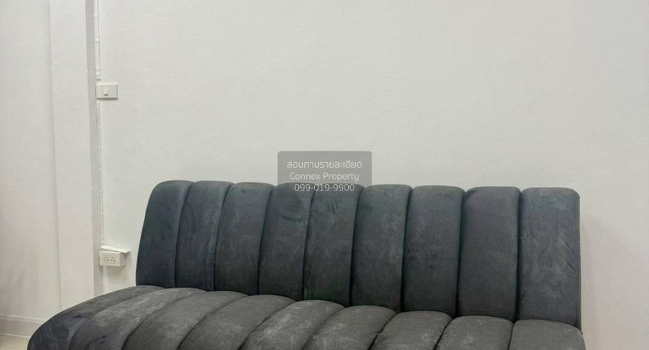 Casa adosada en venta de 3 habitaciones en Pak Kret, Nonthaburi