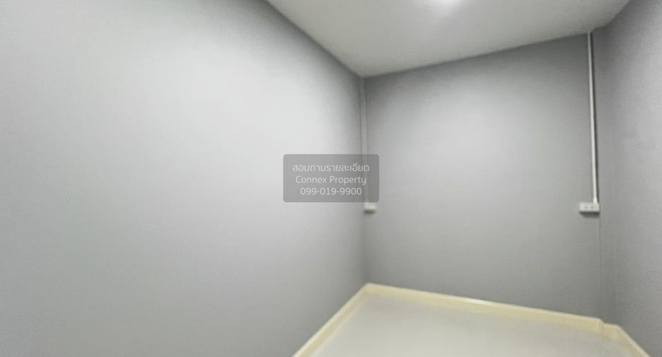 Local comercial en venta de 2 habitaciones en Bang Phlat, Bangkok