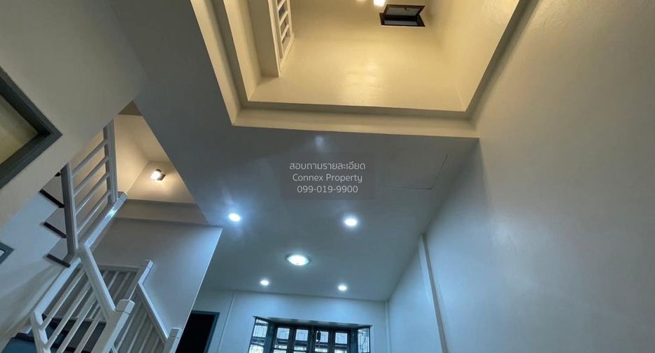 For sale 3 ベッドルーム townhouse in Bang Phli, Samut Prakan