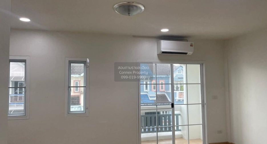 For sale 3 ベッドルーム townhouse in Bang Phli, Samut Prakan