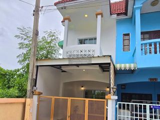 出售 2 卧室 联排别墅 在 Mueang Nakhon Pathom, Nakhon Pathom