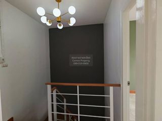 Casa adosada en venta de 3 habitaciones en Bang Phli, Samut Prakan